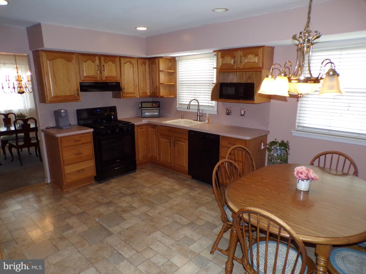 5 Brookside Dr Property Photo 2
