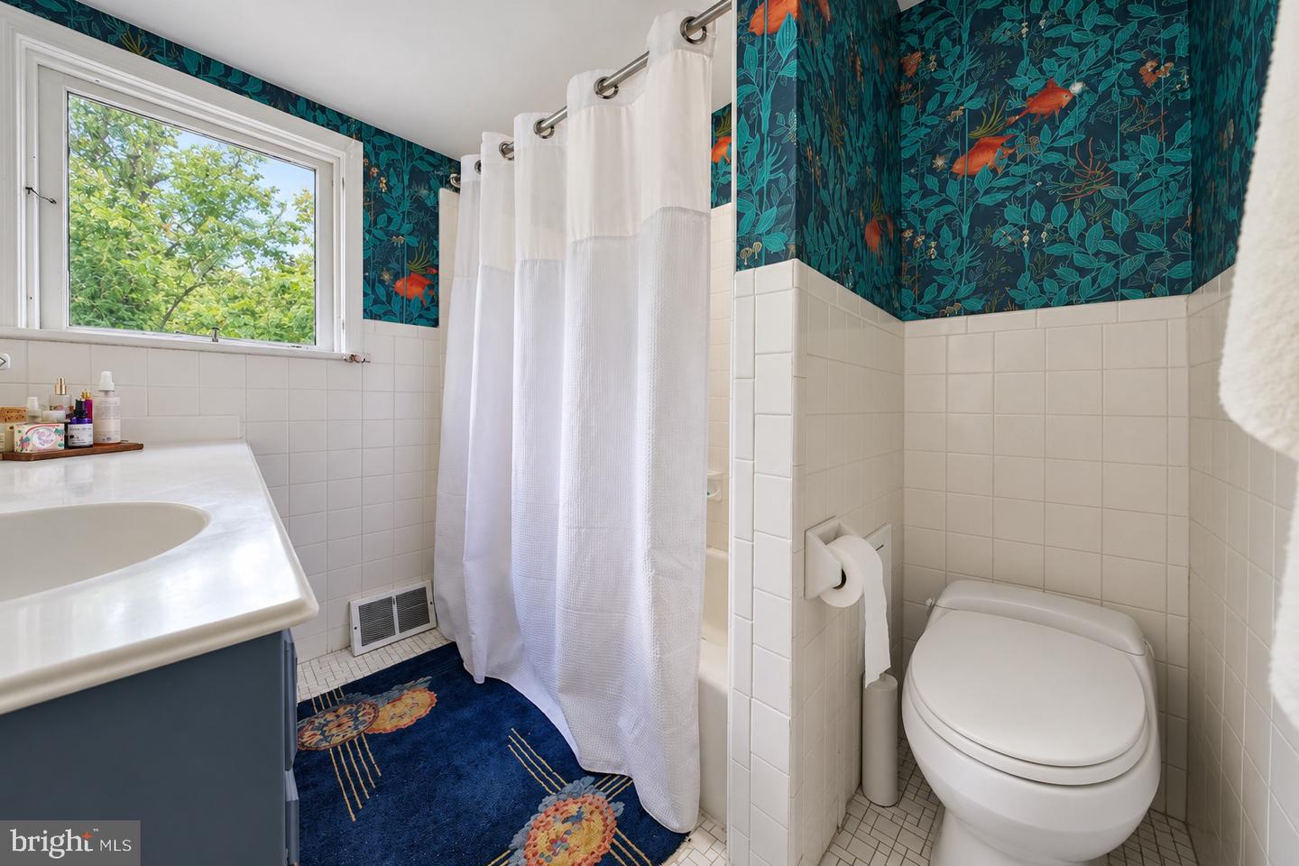 401 E Cherry St Property Photo 34