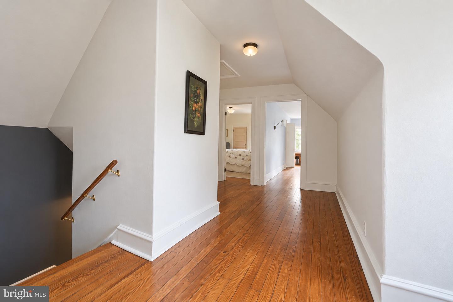 401 E Cherry St Property Photo 37