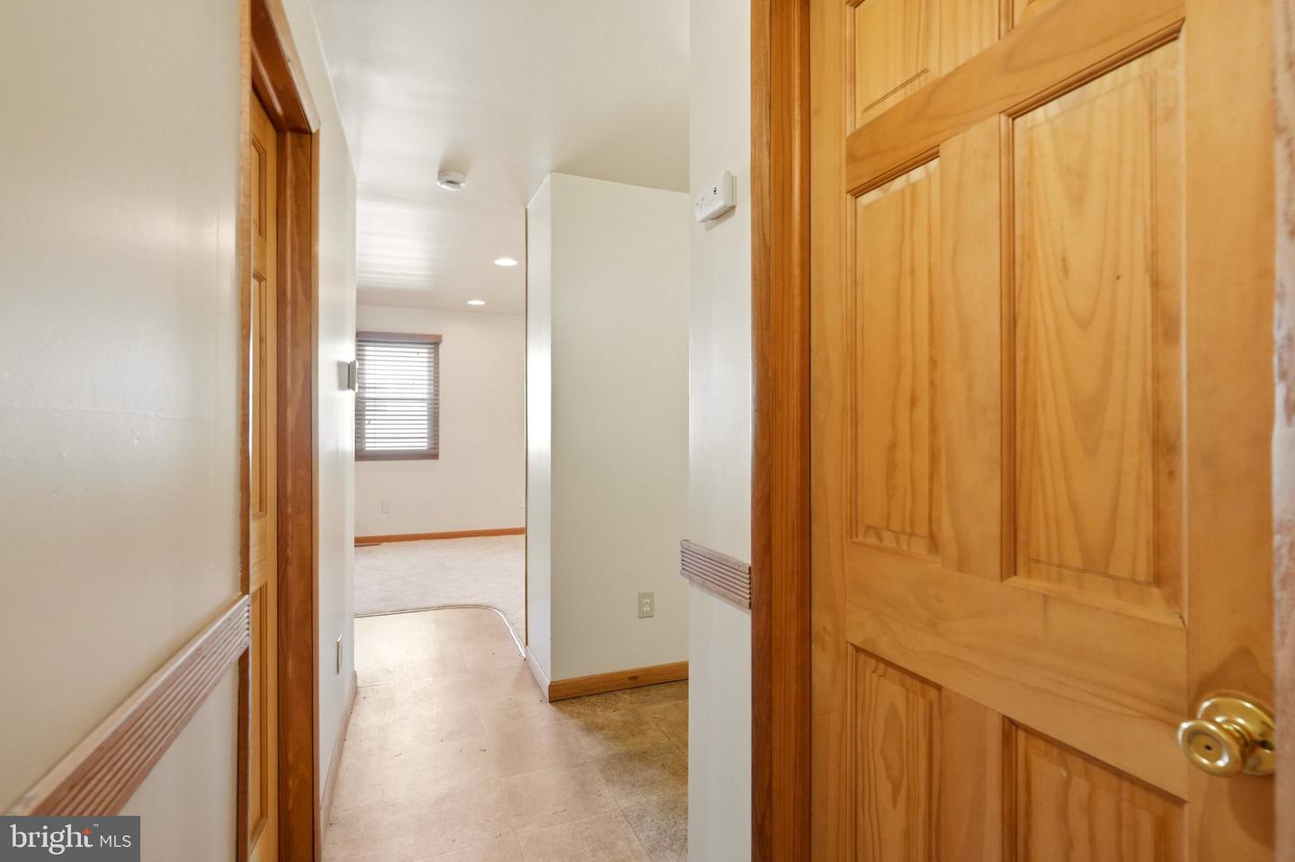 593 Tanger Ave Property Photo 6