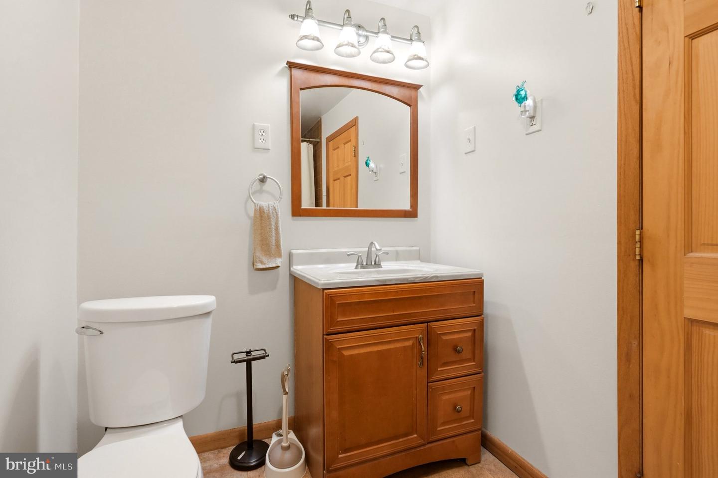 593 Tanger Ave Property Photo 7