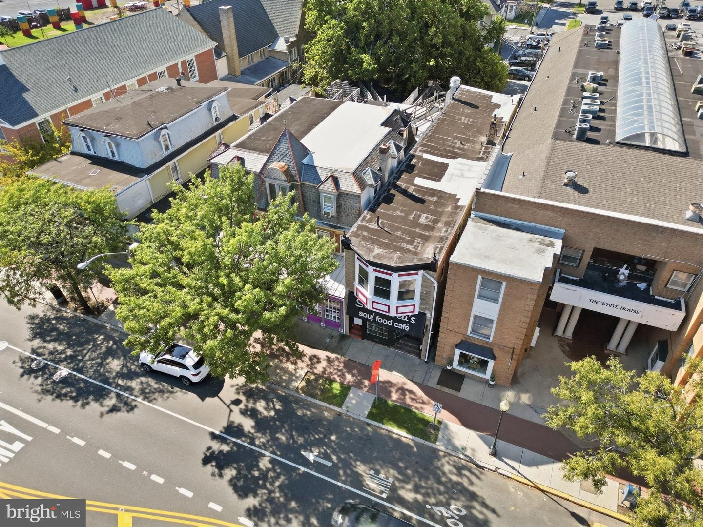 47 49 S Broad St Property Photo 3
