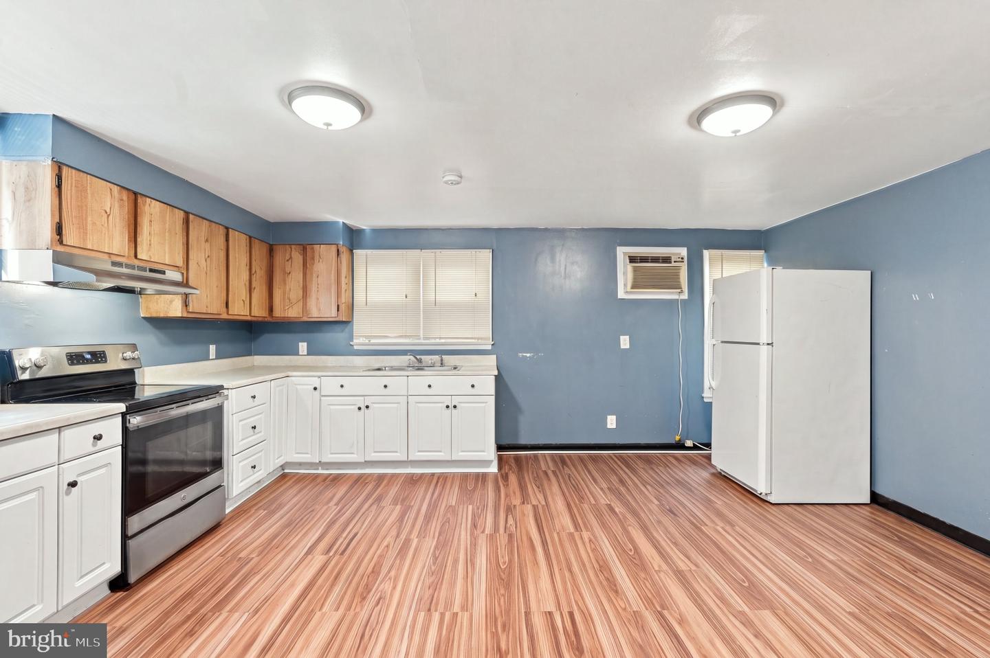 47 49 S Broad St Property Photo 65