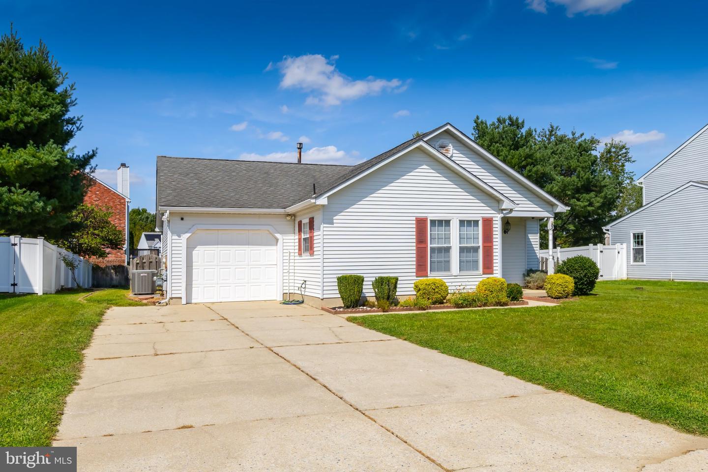 9 Ware Dr Property Photo 2