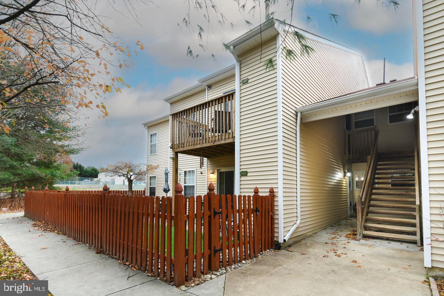 1433 Tristram Cir Property Photo 4