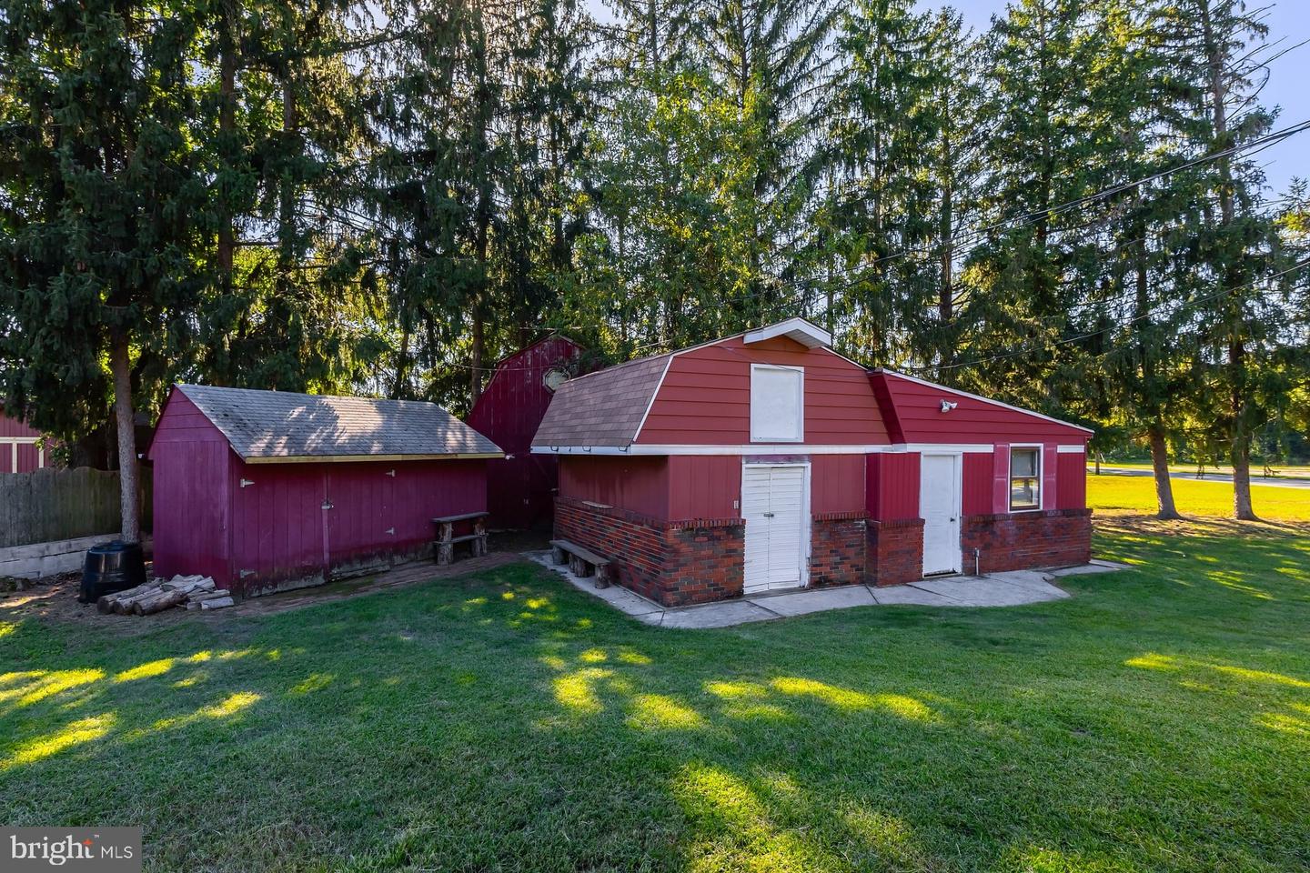 468 Mcdevitt Dr Property Photo 6