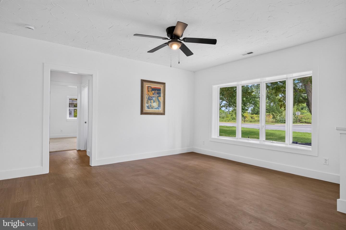 120 Tuckahoe Rd Property Photo 12