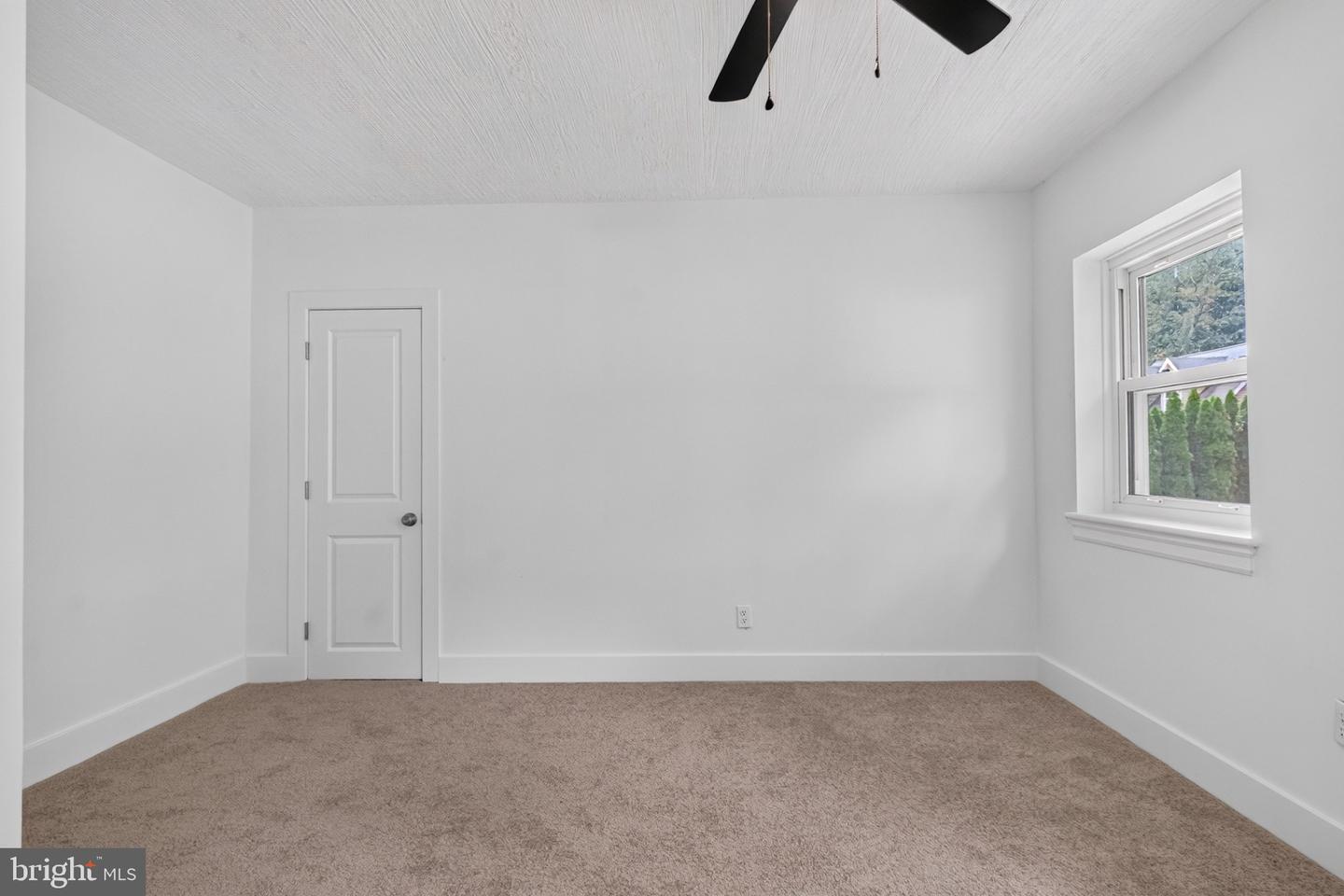 120 Tuckahoe Rd Property Photo 21