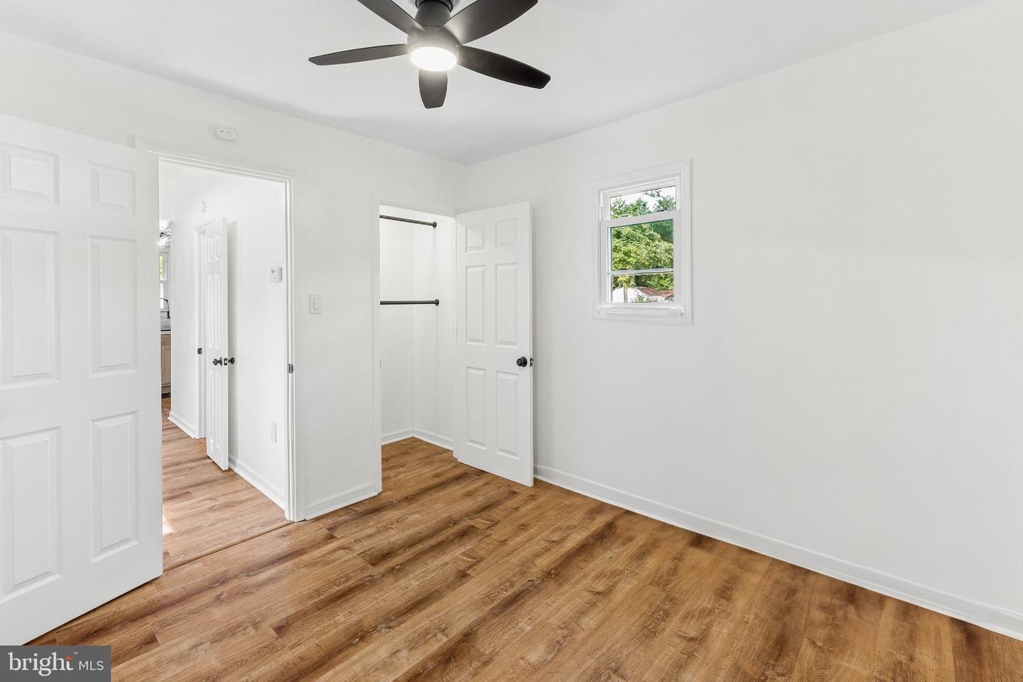 415 Pine Ave Property Photo 18