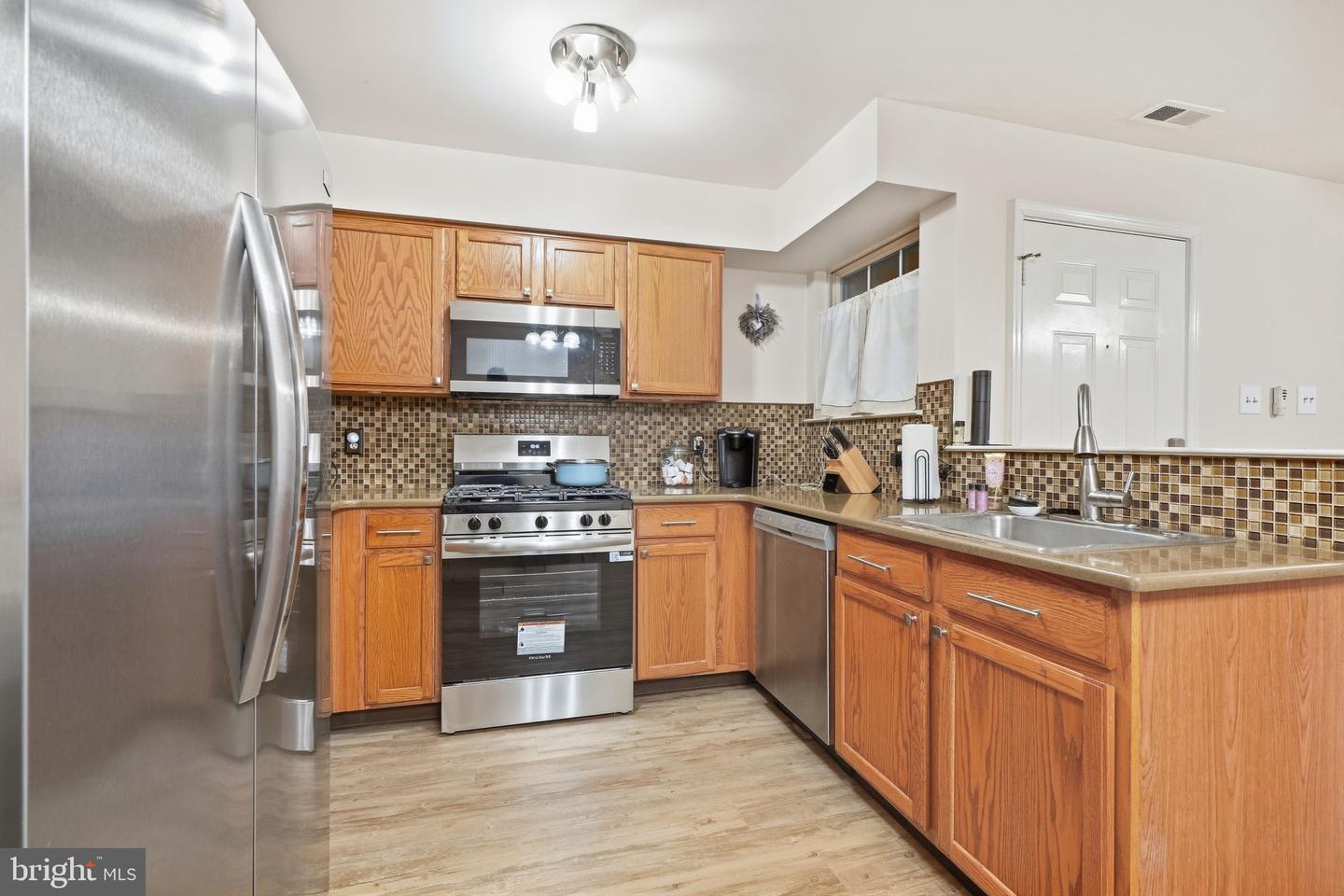 1303 Tristram Cir Property Photo 6