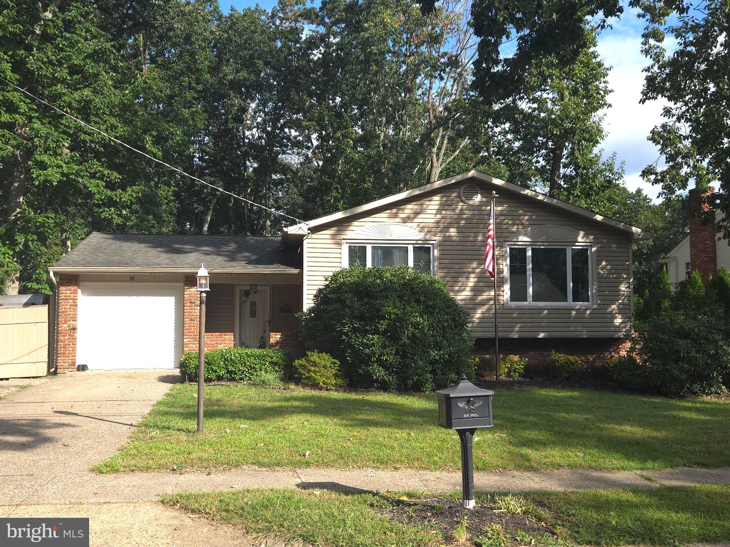 80 BRYANT RD Property Photo 1