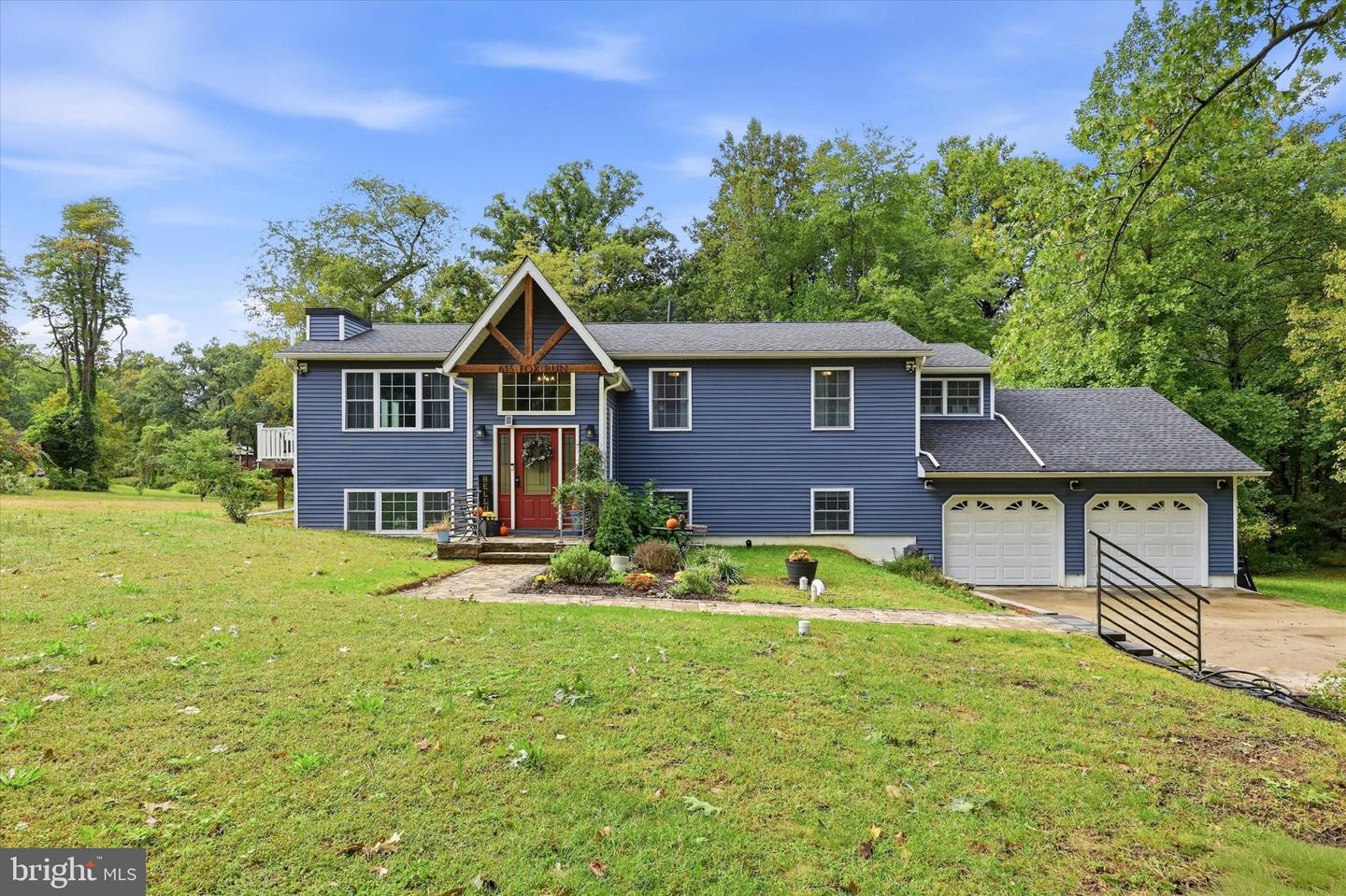 615 Fox Run Rd Property Photo 1