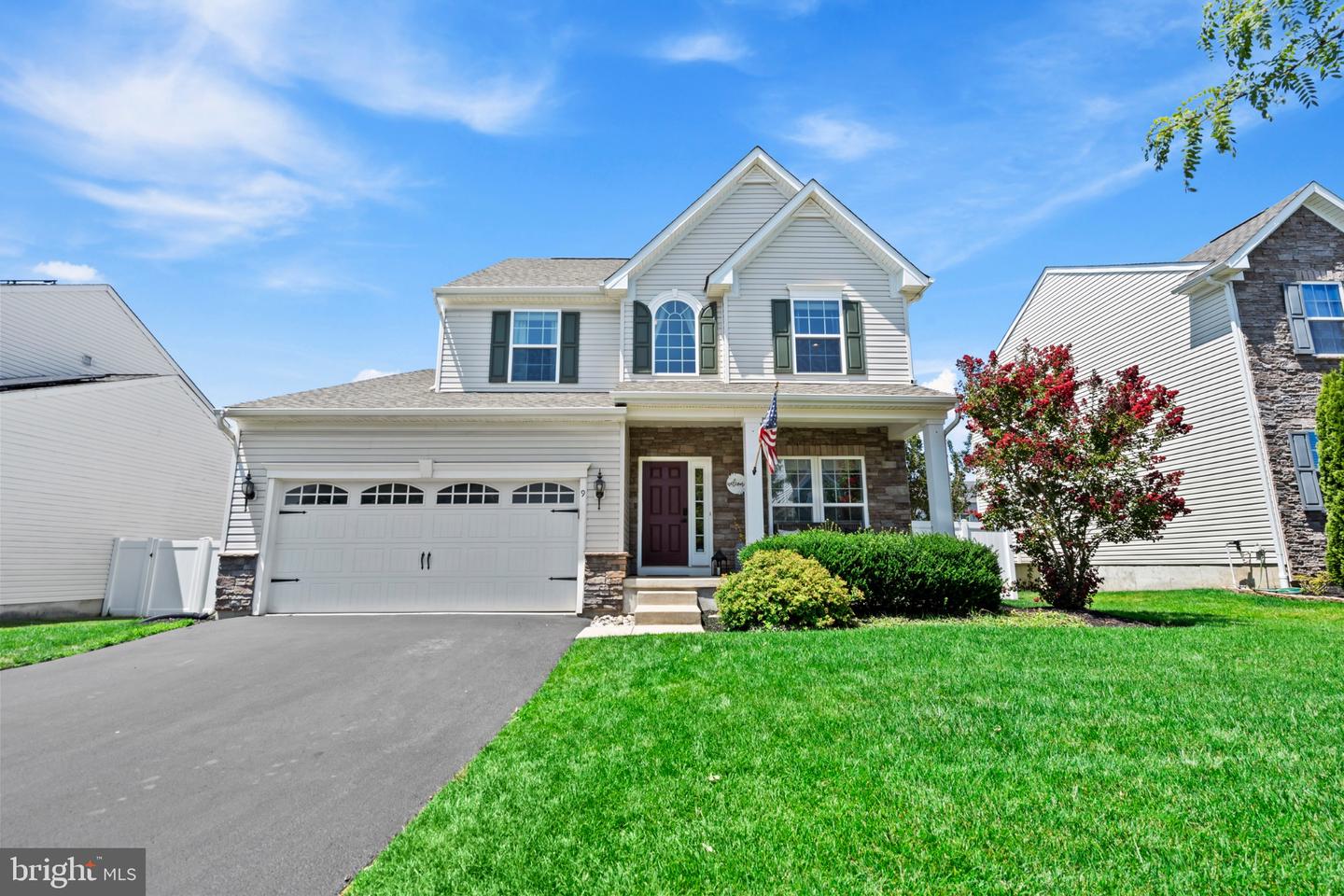 9 Bayberry Way Property Photo 1