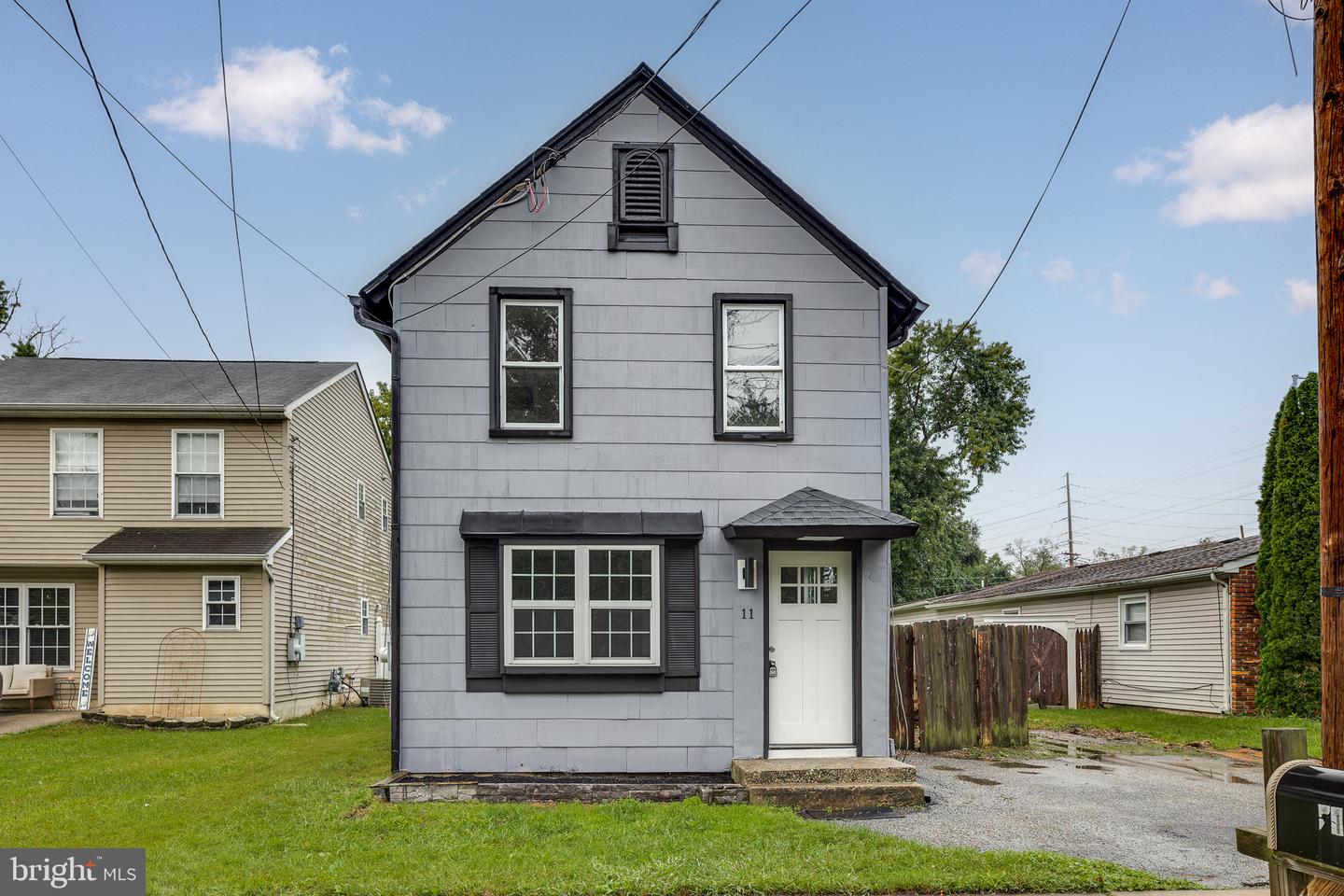 11 Magnolia St Property Photo 1