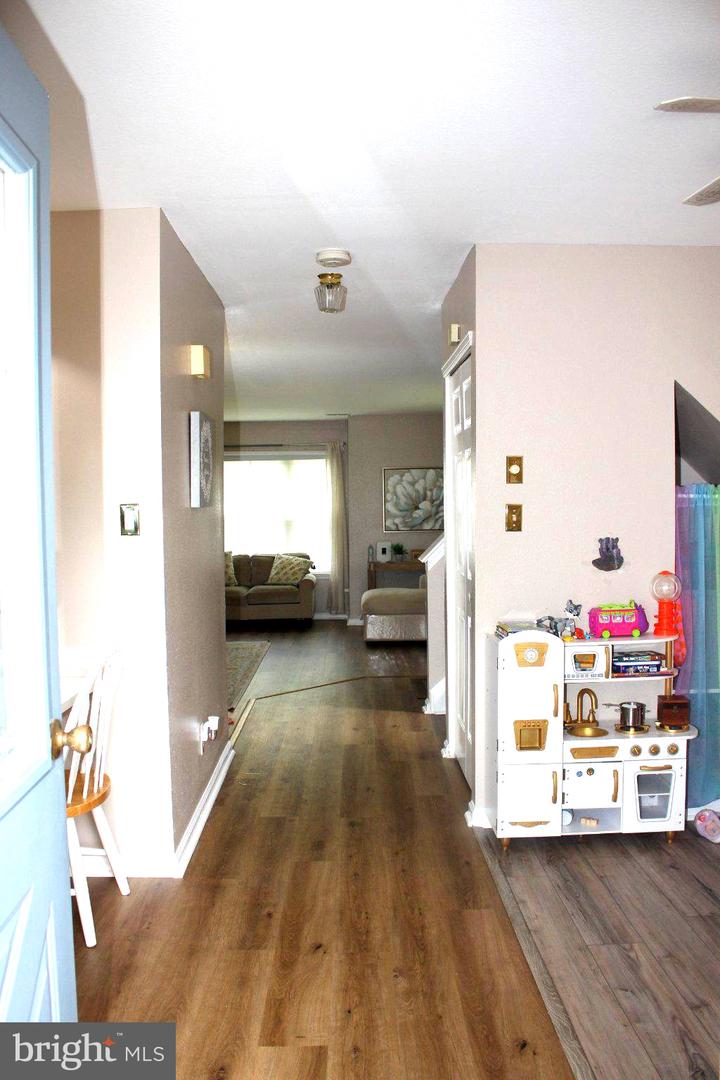 107 Pendragon Way Property Photo 6