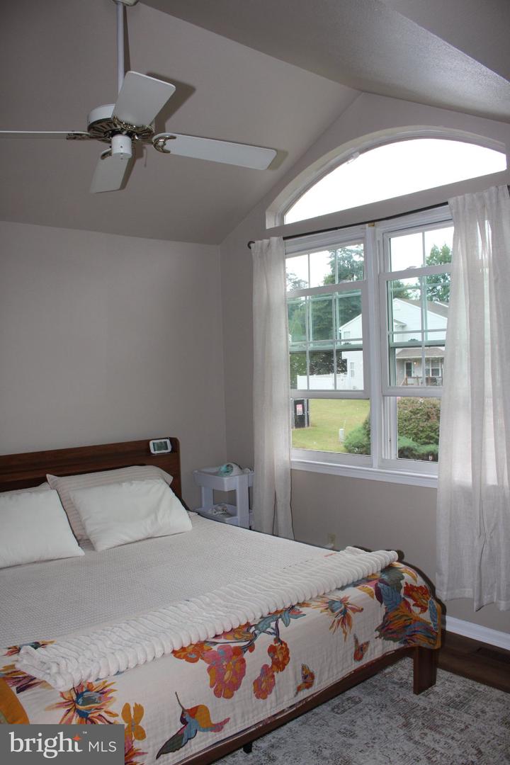 107 Pendragon Way Property Photo 37