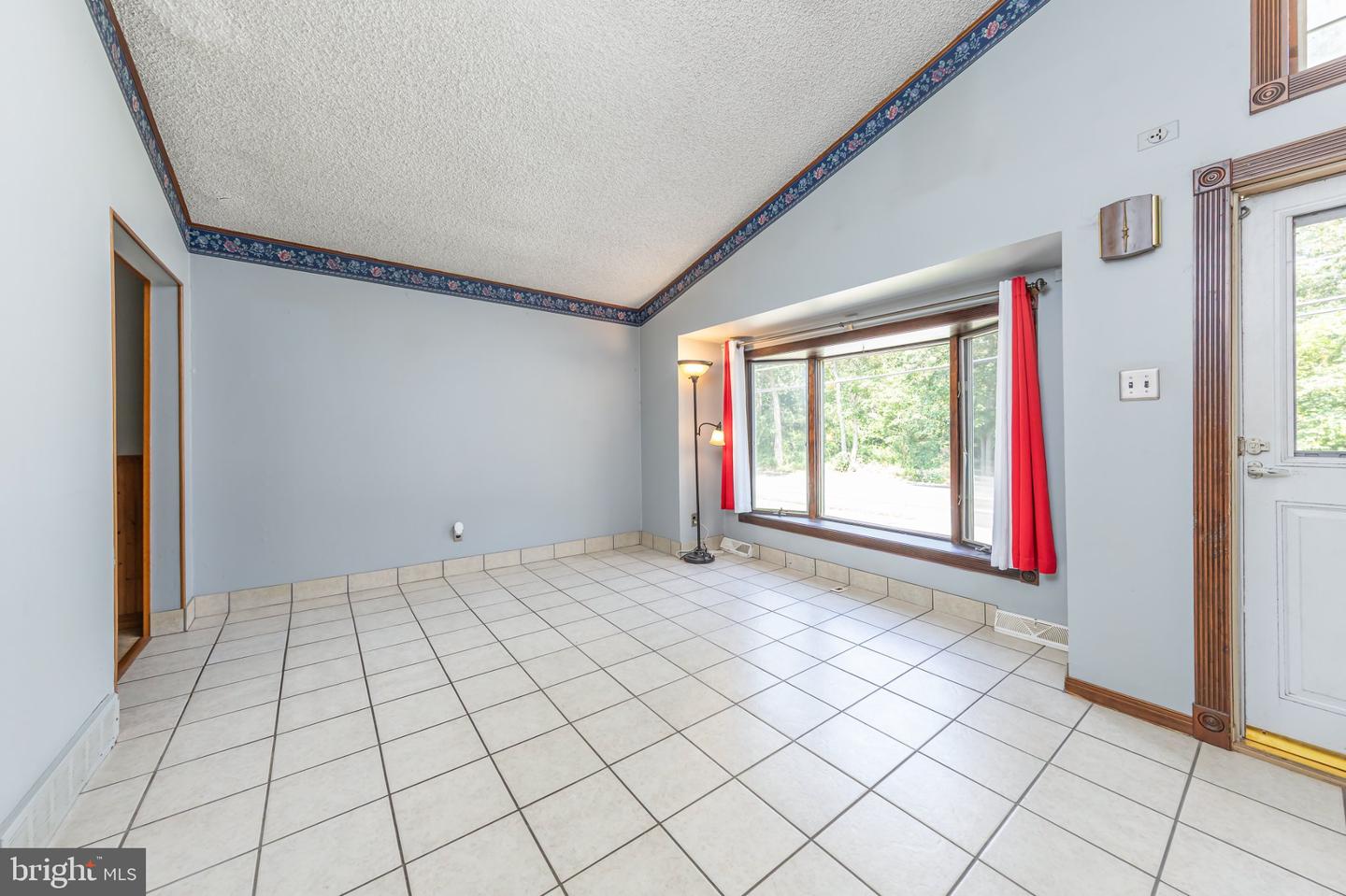 247 Jackson Rd Property Photo 6