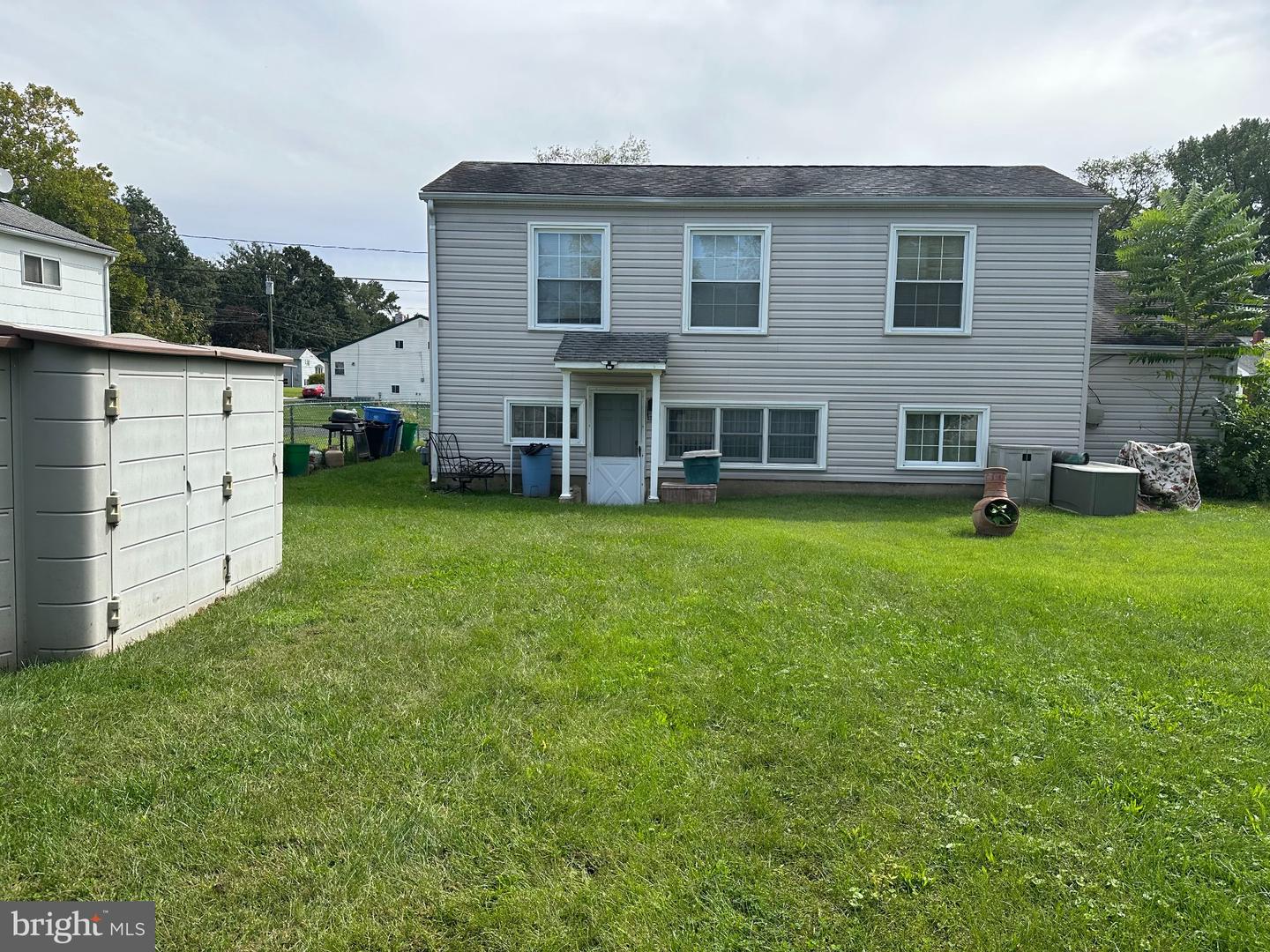 773 Shields Ave Property Photo 4