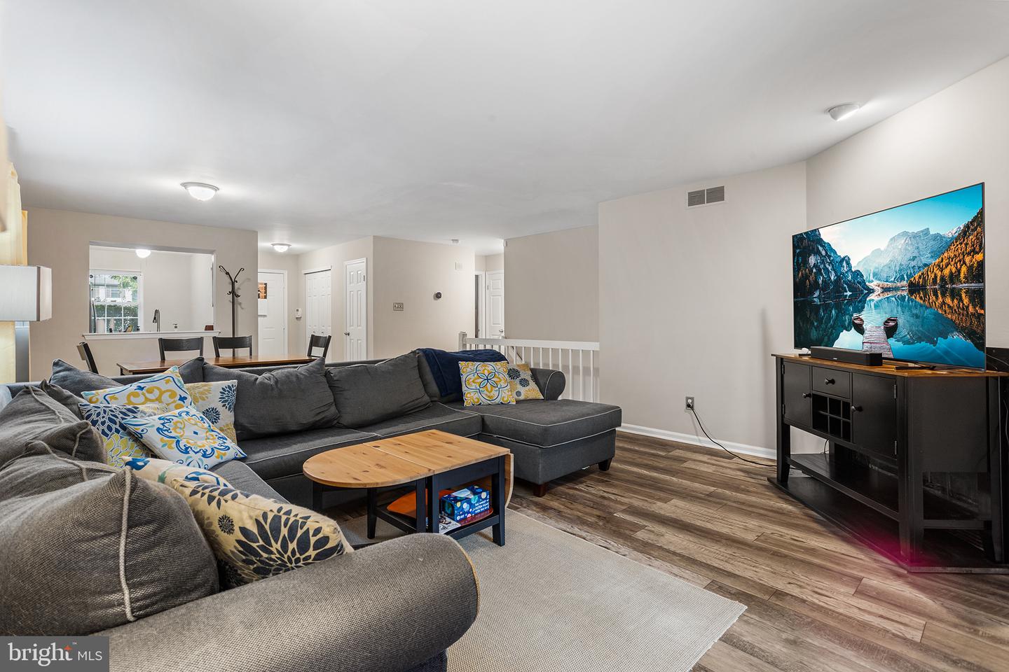 16 N Maple St #g3 Property Photo 7