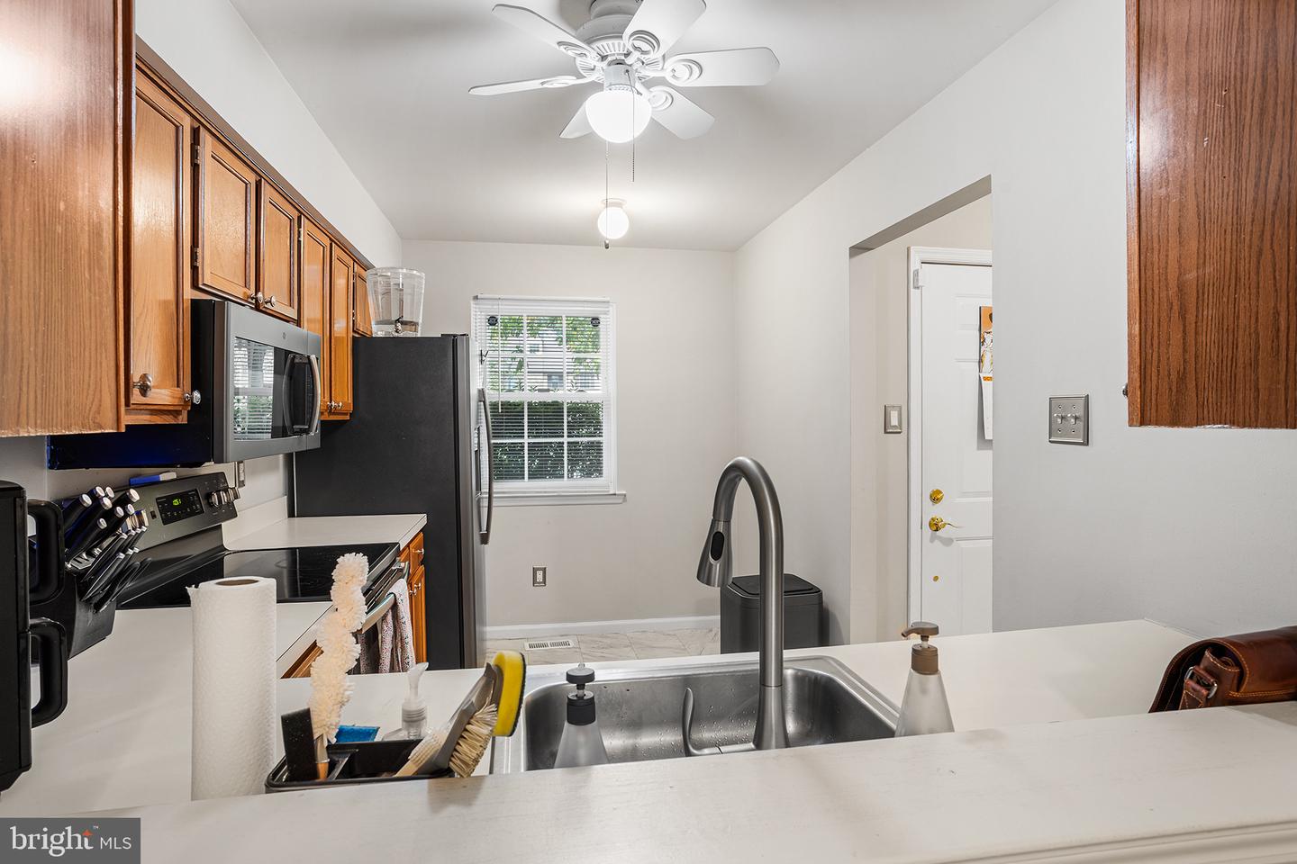 16 N Maple St #g3 Property Photo 10