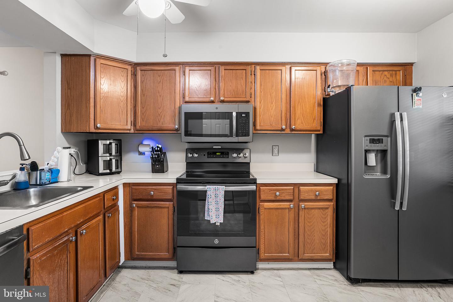 16 N Maple St #g3 Property Photo 12