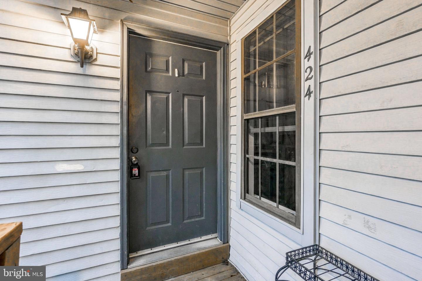 424 Durham Ct Property Photo 4