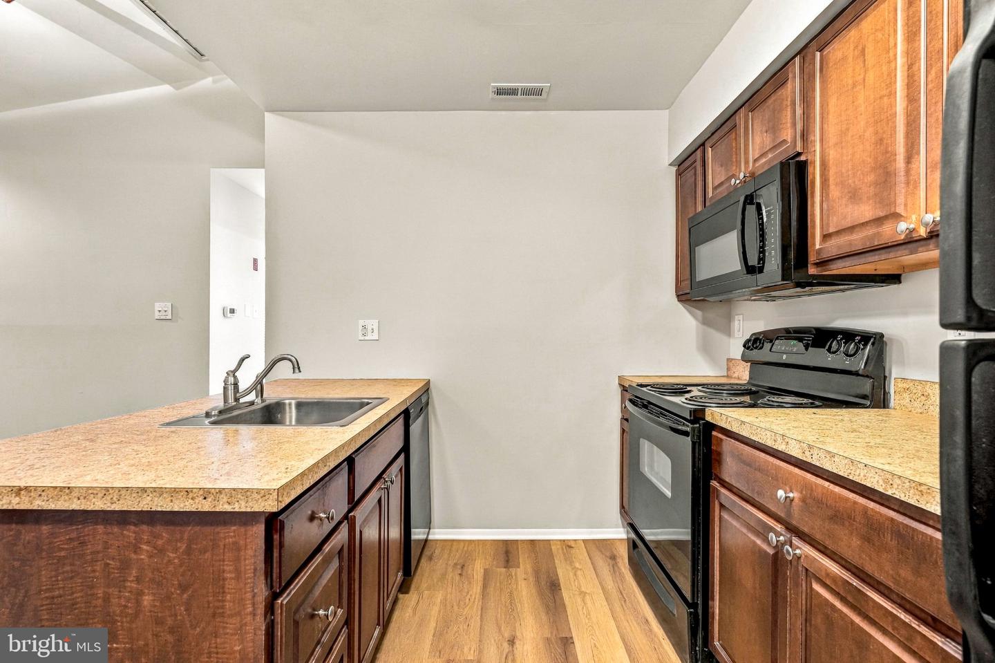 424 Durham Ct Property Photo 14