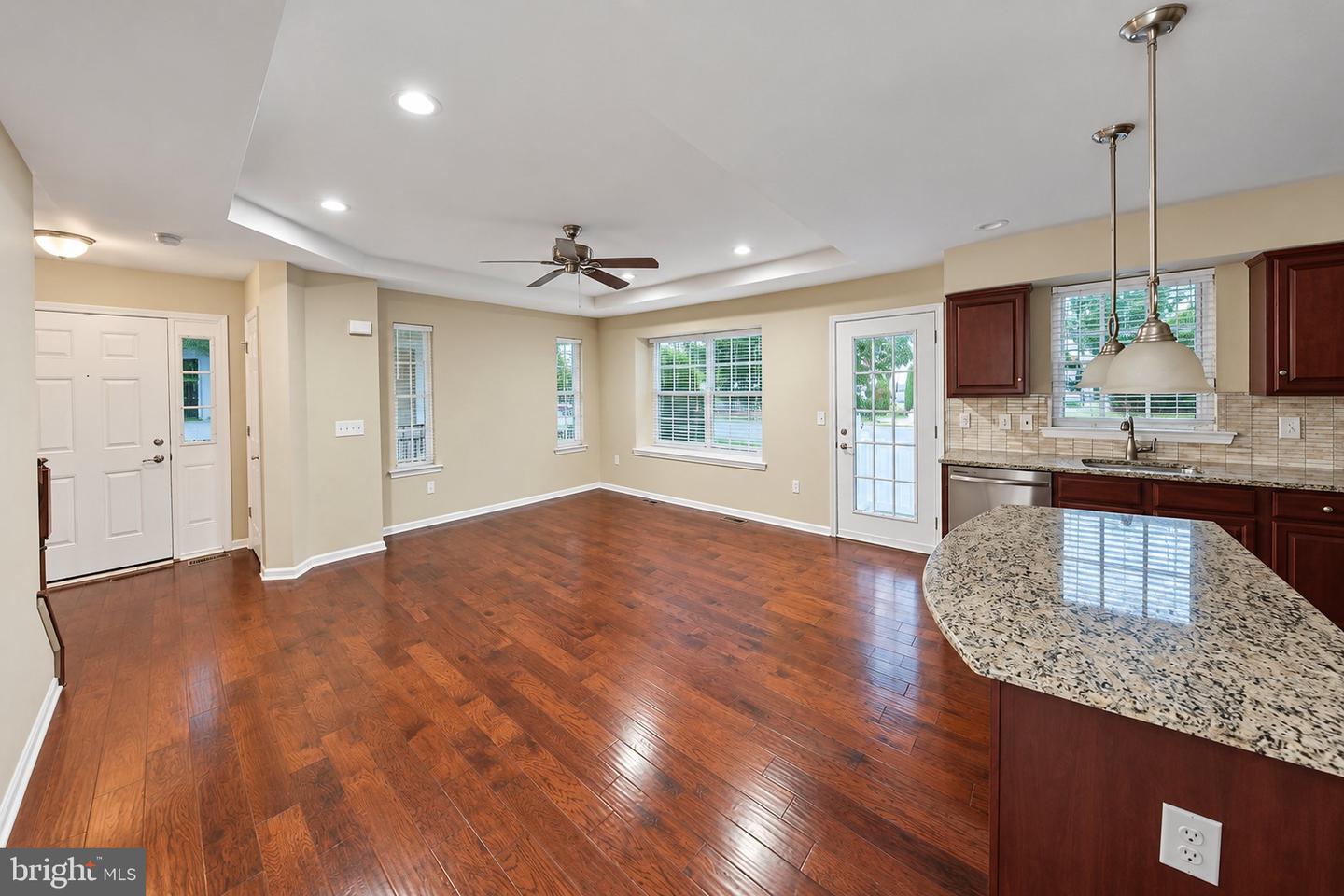 2601 Lexington Mews Property Photo 5