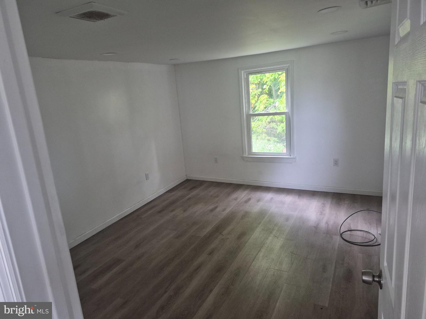 2453 Delsea Dr Property Photo 4