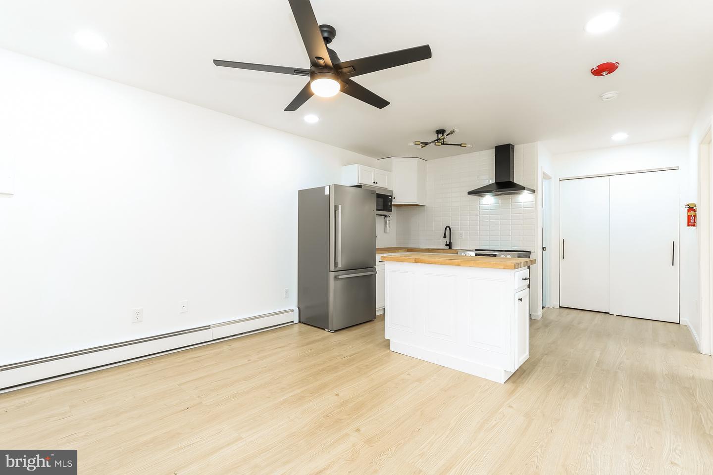 1722 Overbrook Ave #c Property Photo 3