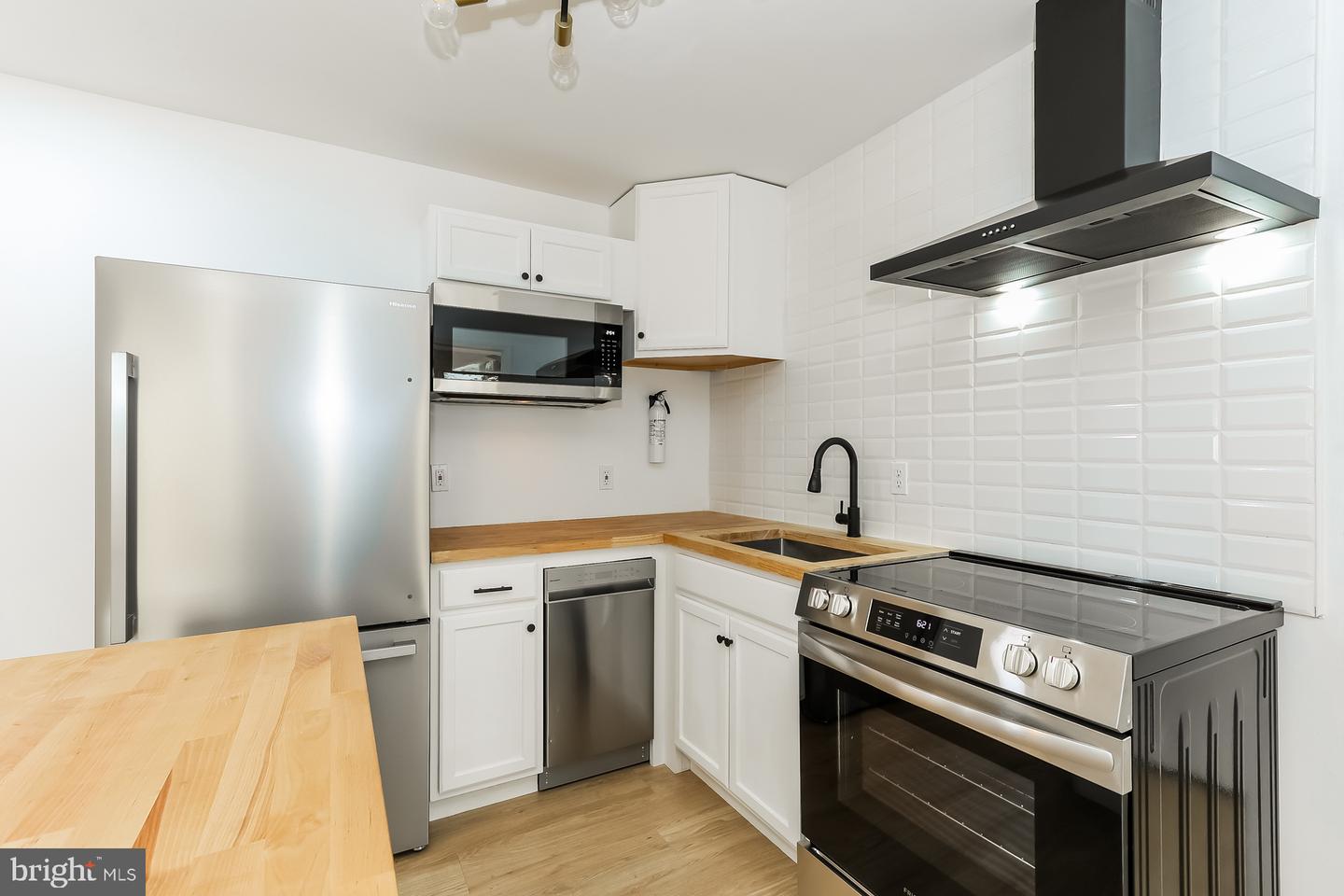1722 Overbrook Ave #c Property Photo 6