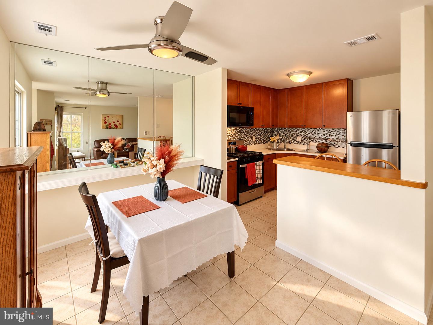 419 Steeplechase Ct Property Photo 7