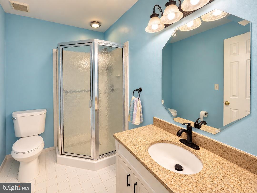 419 Steeplechase Ct Property Photo 9