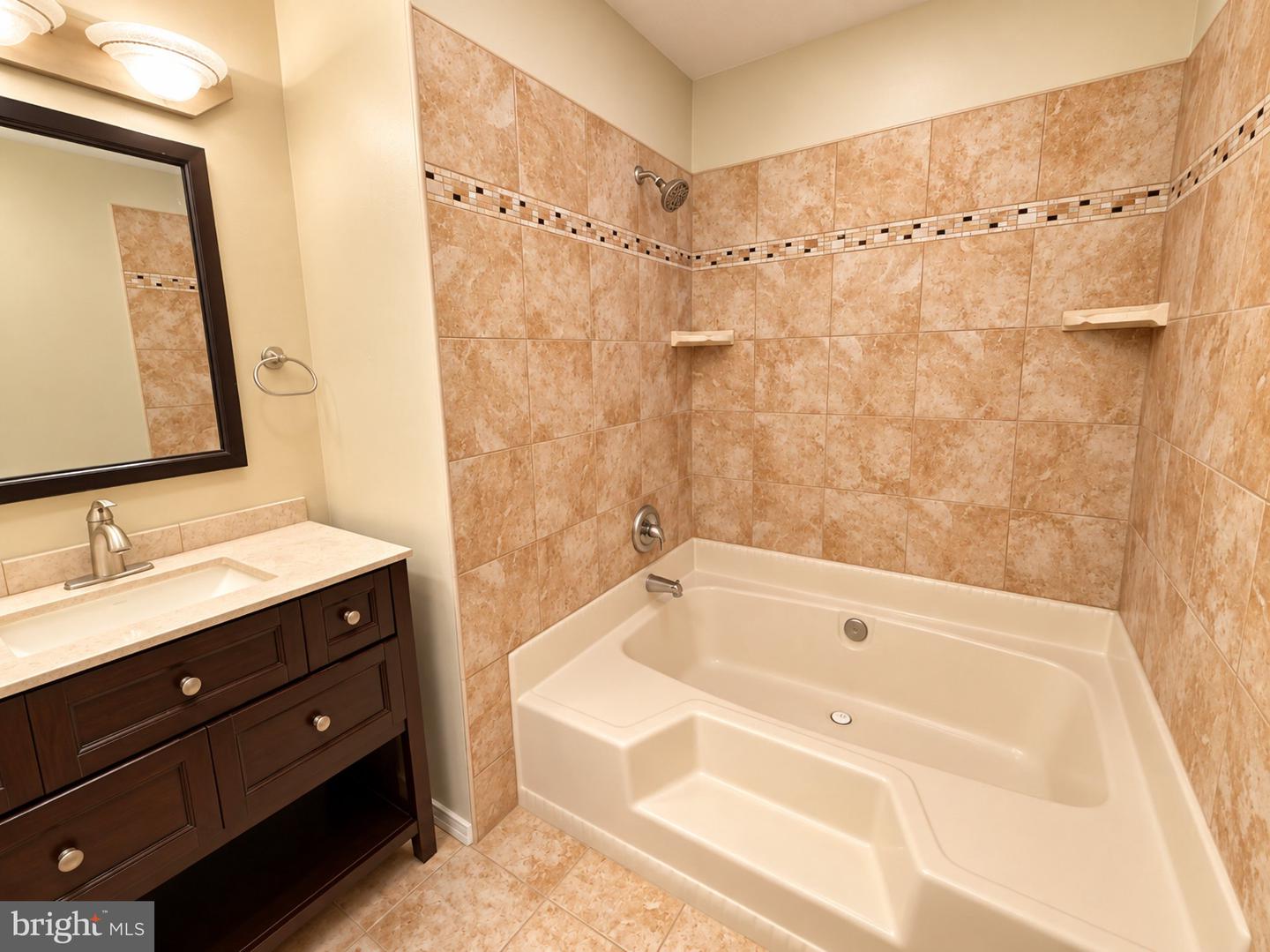 419 Steeplechase Ct Property Photo 14