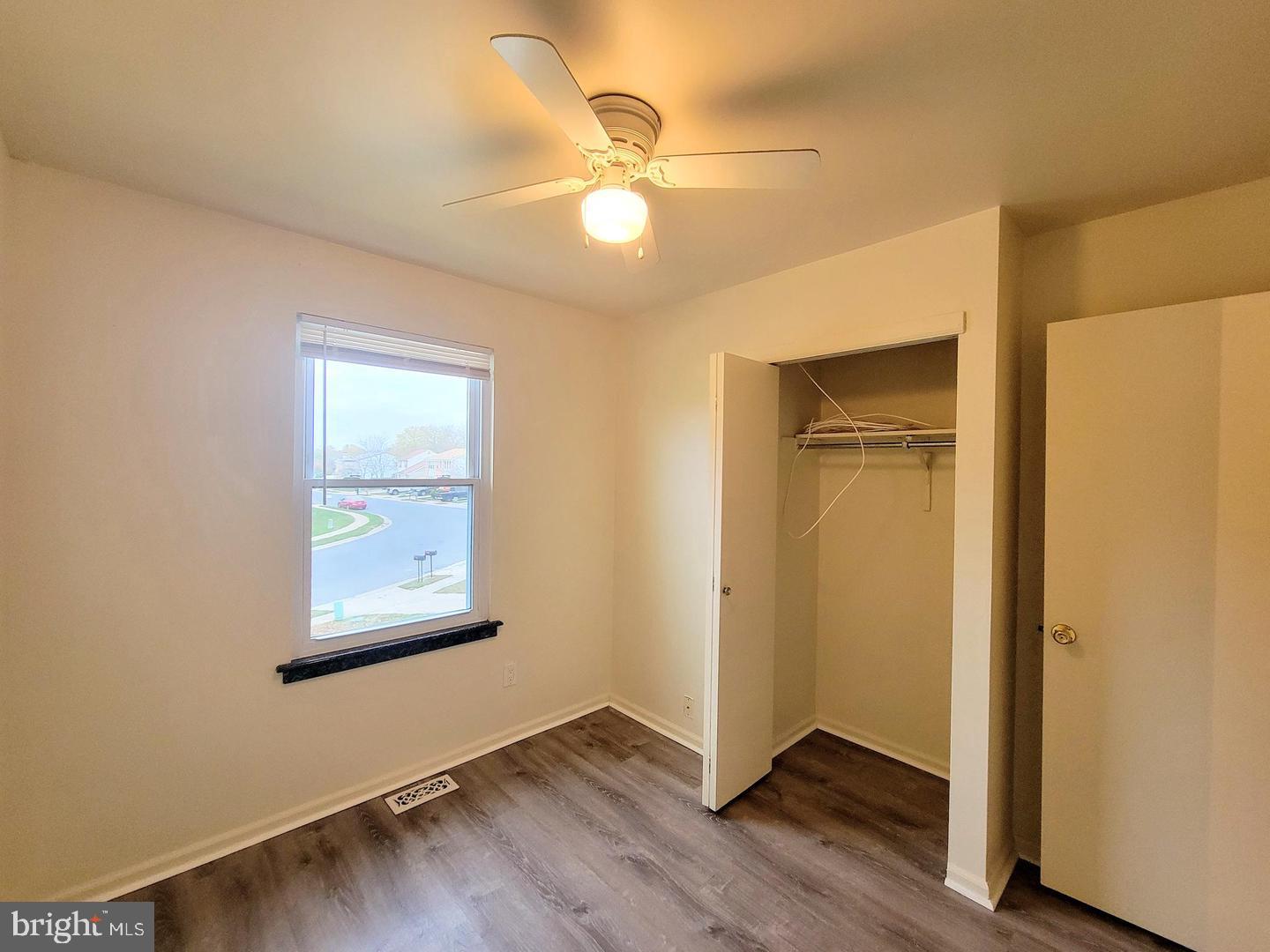 115 Fomalhaut Ave Property Photo 16