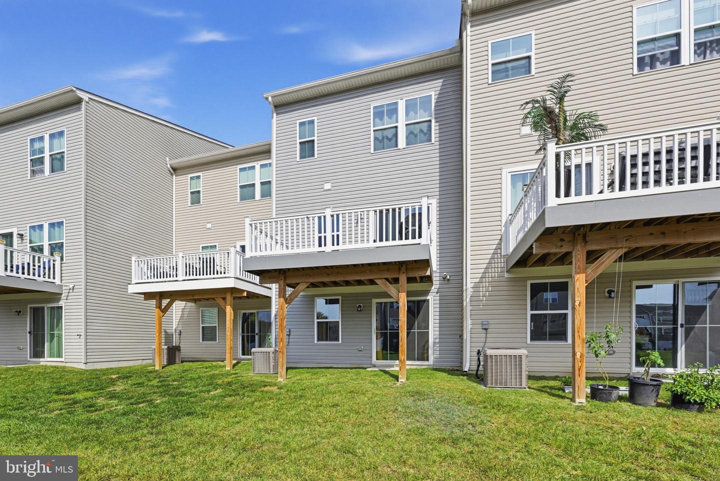 119 Roundstone Run Property Photo 29