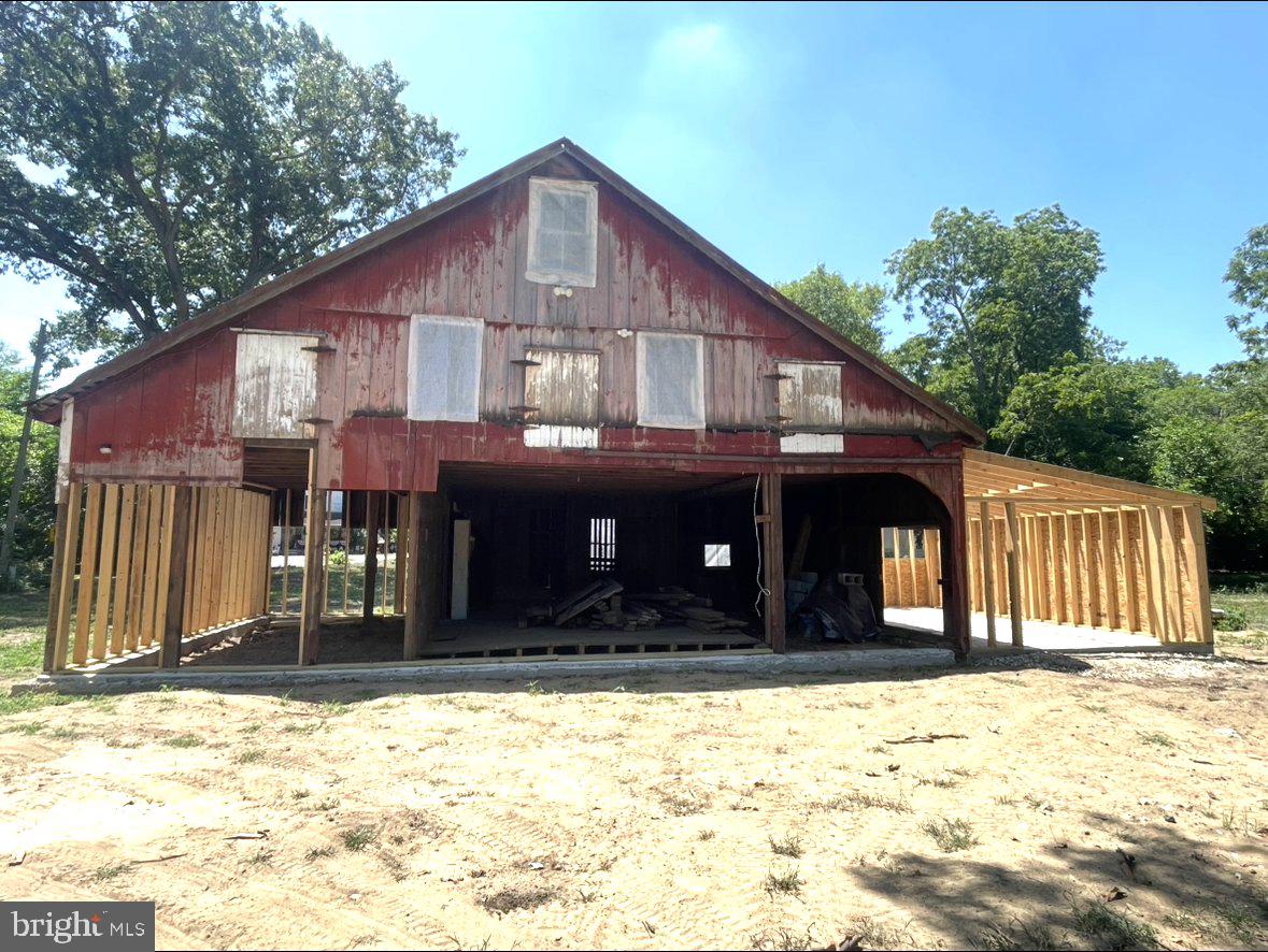 3485 HARDING HWY Property Photo 1