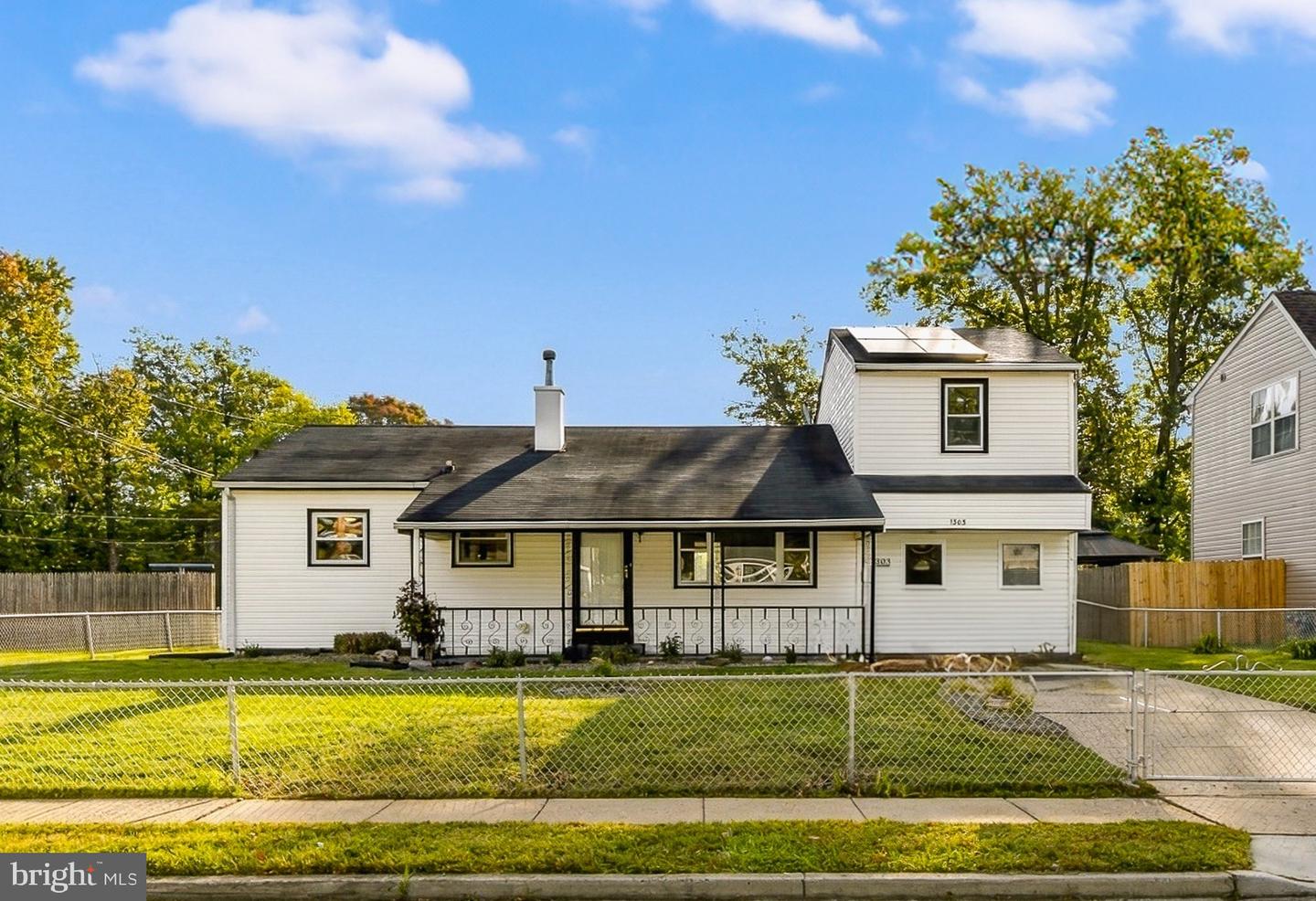 1303 CLEARBROOK AVE Property Photo 1