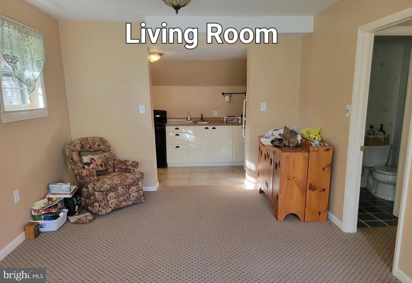 433 ELM AVE #A Property Photo 1