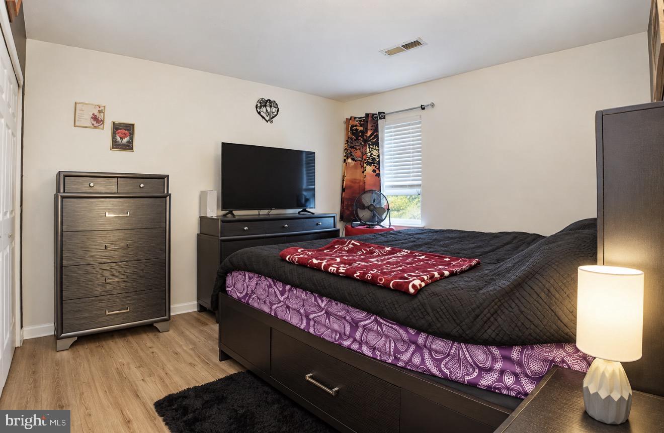 409 Winding Way Property Photo 10