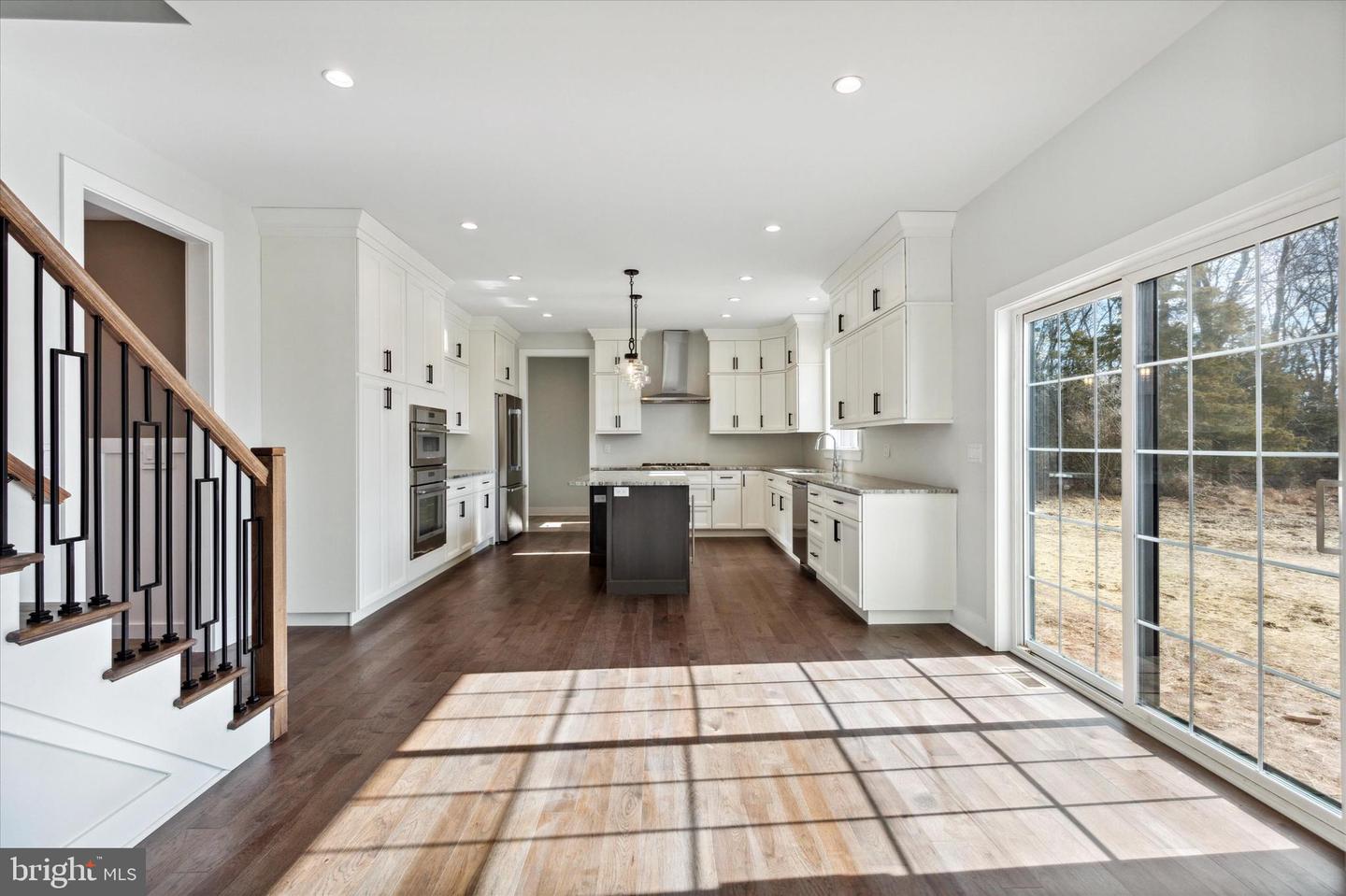 16 Holcombe Grove Rd Property Photo 12