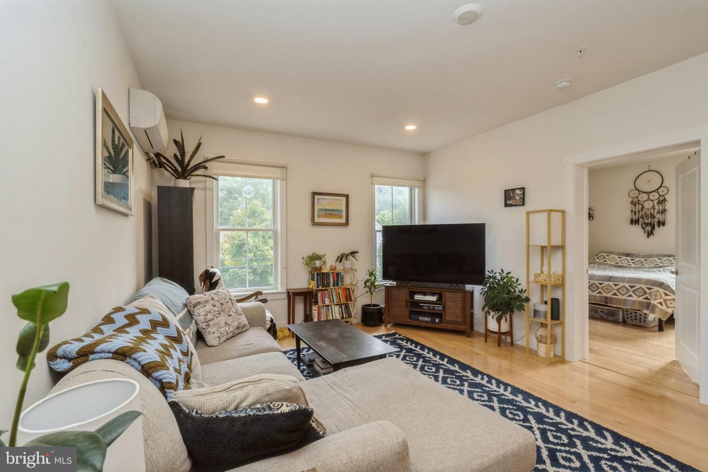 2 Lindbergh Property Photo 2