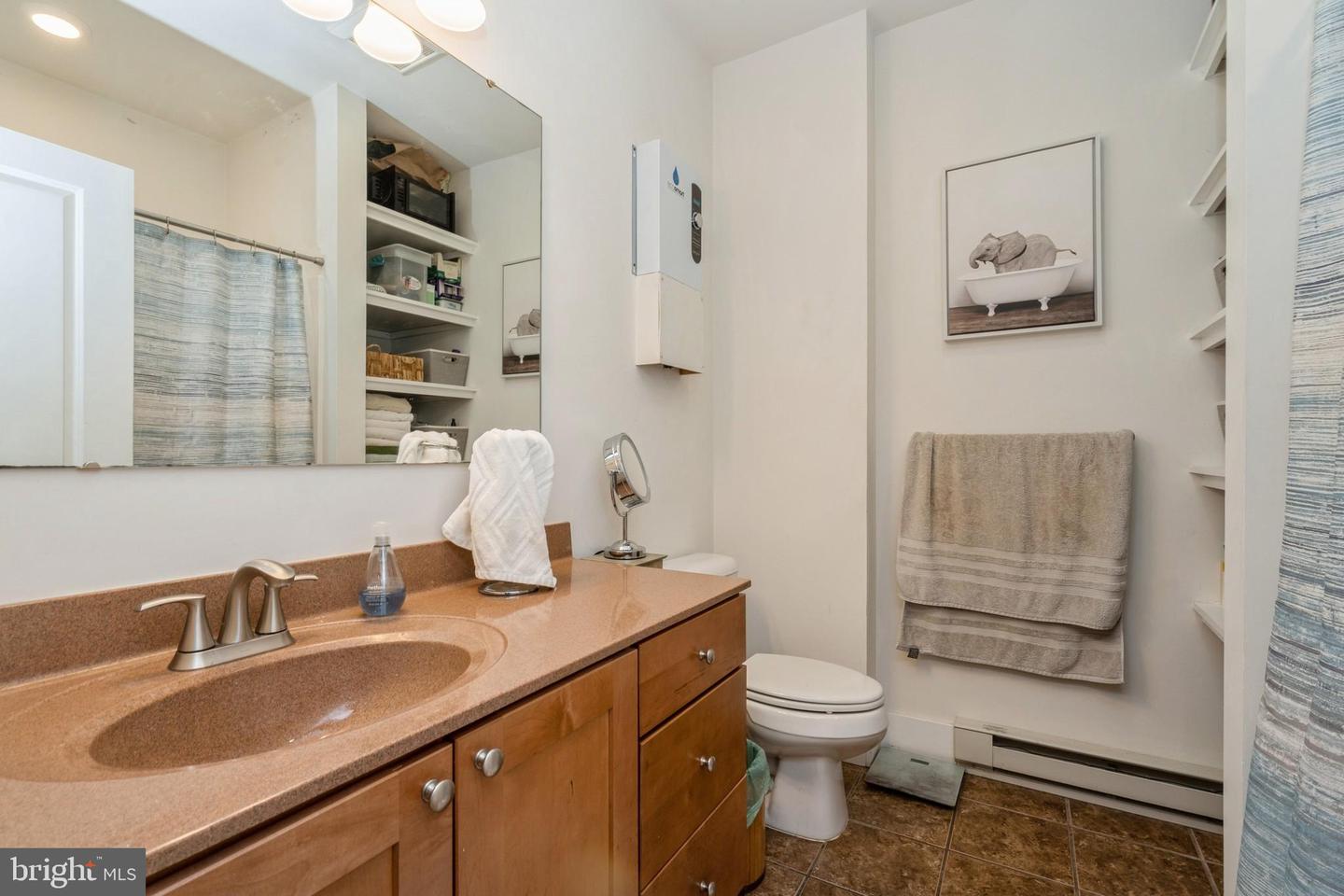 2 Lindbergh Property Photo 11