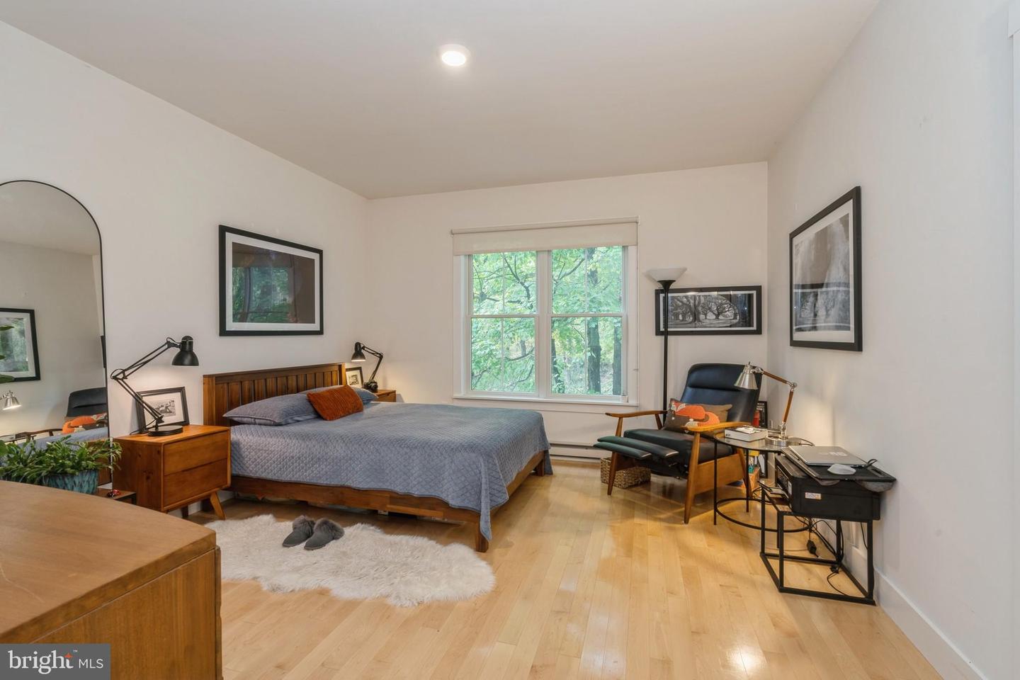 2 Lindbergh Property Photo 17