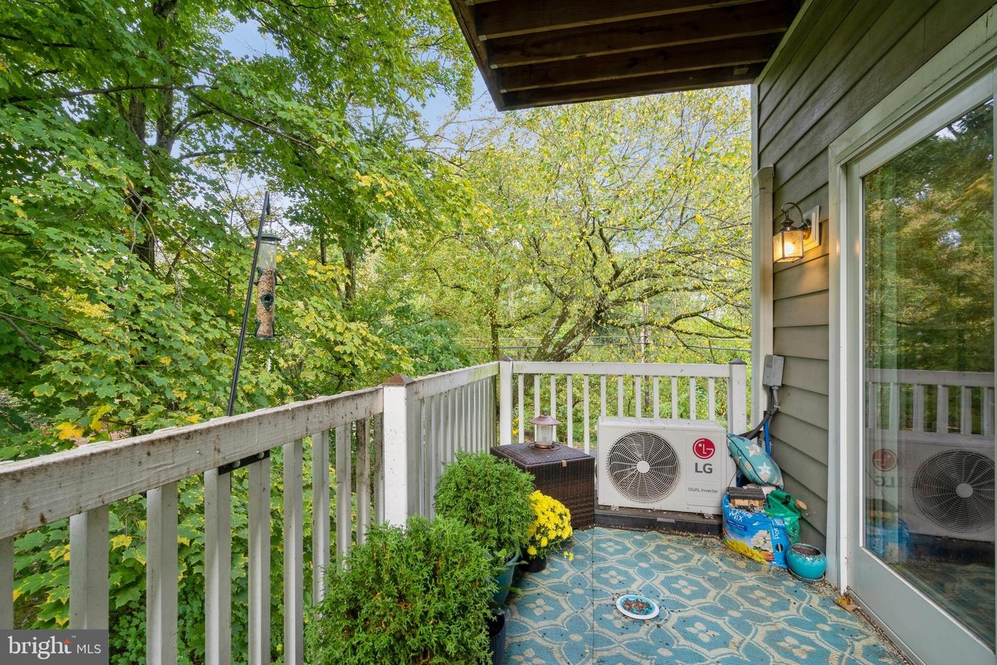 2 Lindbergh Property Photo 19