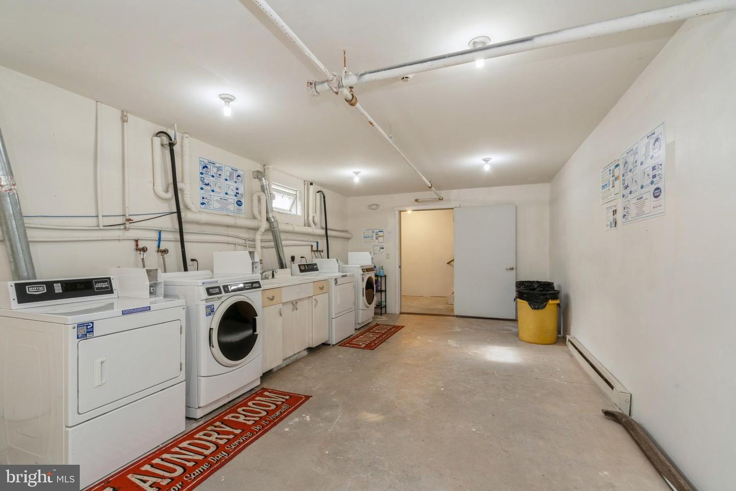 2 Lindbergh Property Photo 20