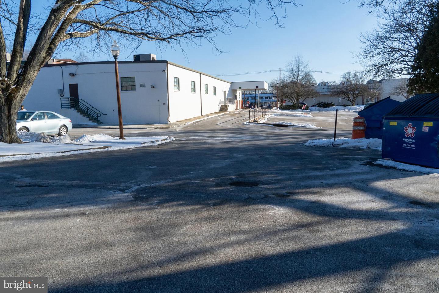 333 North Main St #bank Property Photo 15