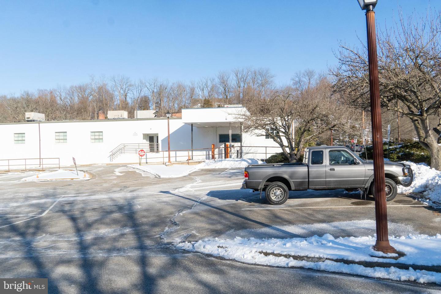333 North Main St #bank Property Photo 16