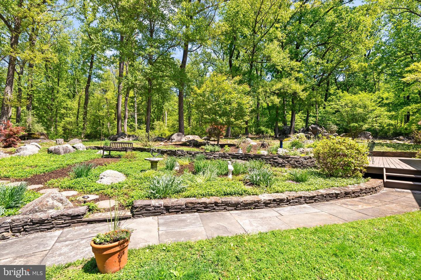 98 Snydertown Rd Property Photo 40