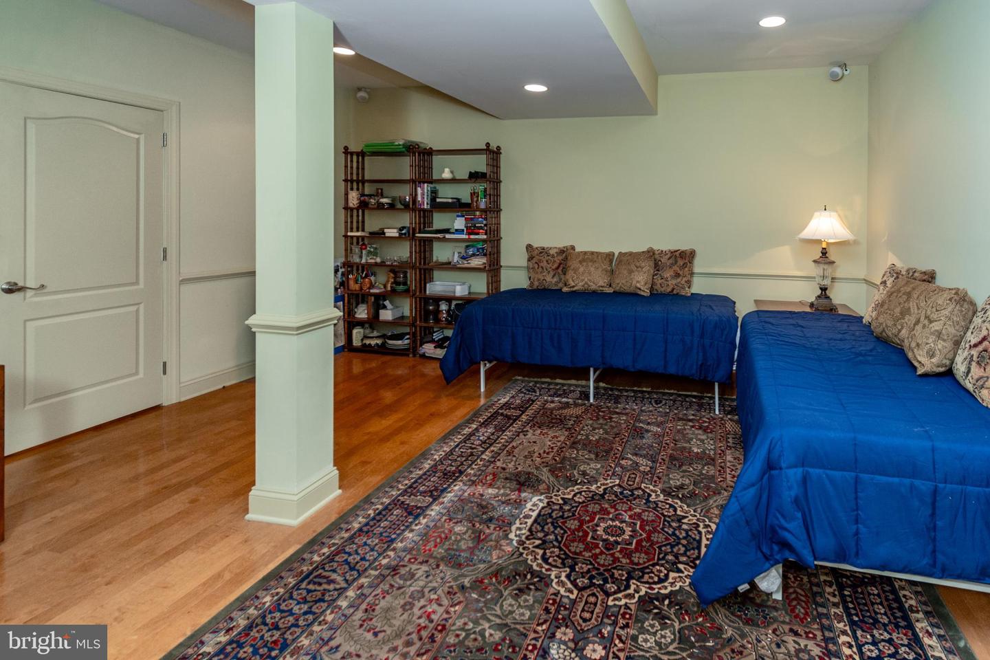 301 Holcombe Way Property Photo 49